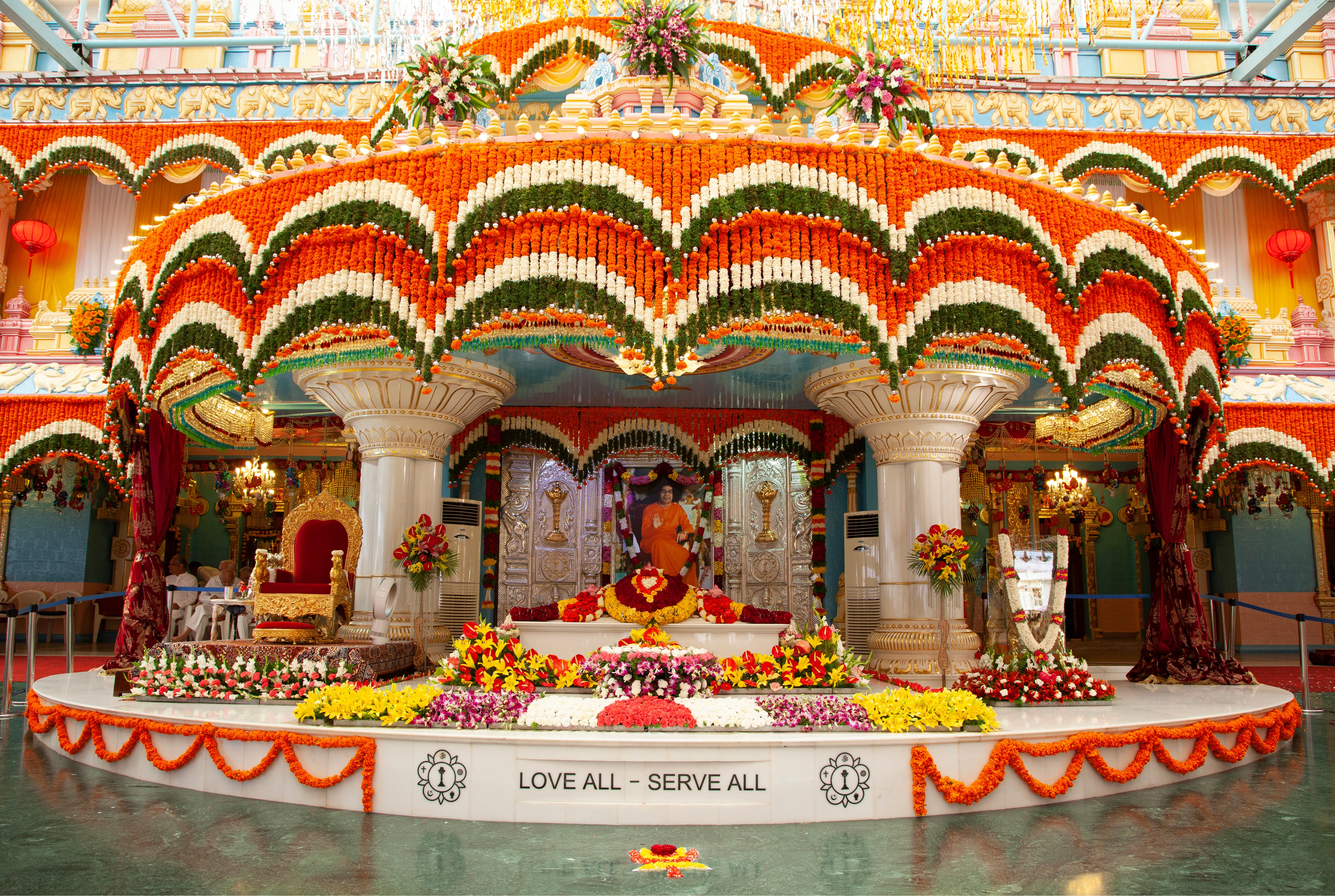 Prashanthi Nilayam Puttaparthi